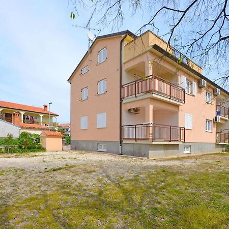 Apartment Labinjan Пореч Екстериор снимка