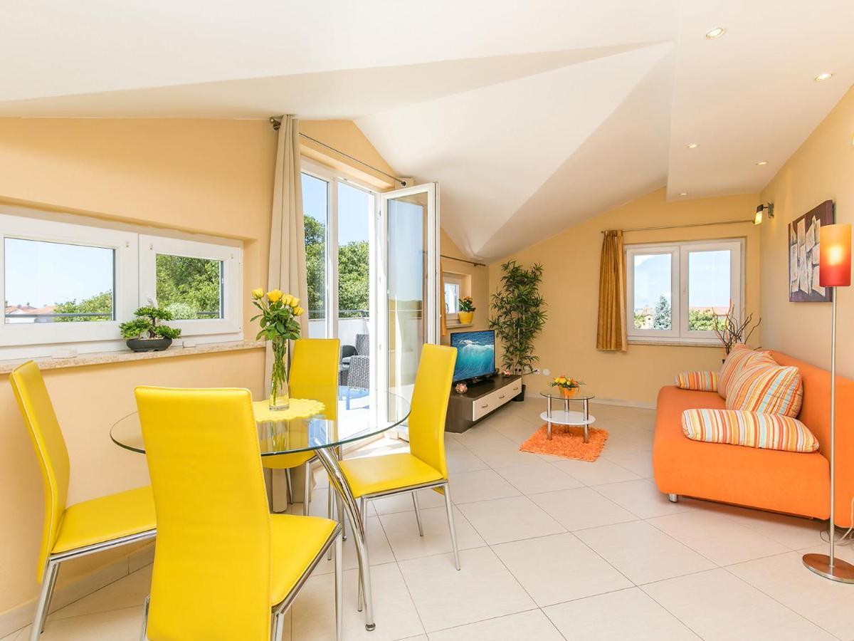 Apartment Labinjan Пореч Екстериор снимка